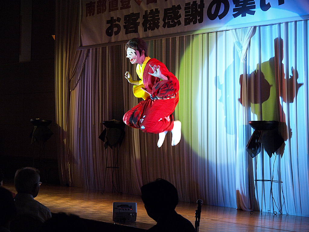 皆さんにお祝いしていただき 感謝 いたします。_e0119092_13231028.jpg