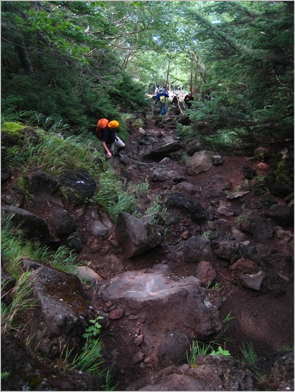 2010.8.29.　　男体山　２４８４ｍ　（百名山）　　天候：晴　　人数：２人_b0180907_20521626.jpg