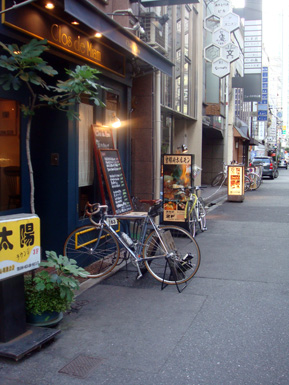 昼酒サンデー@クロ・ド・ミャン_b0118001_108262.jpg