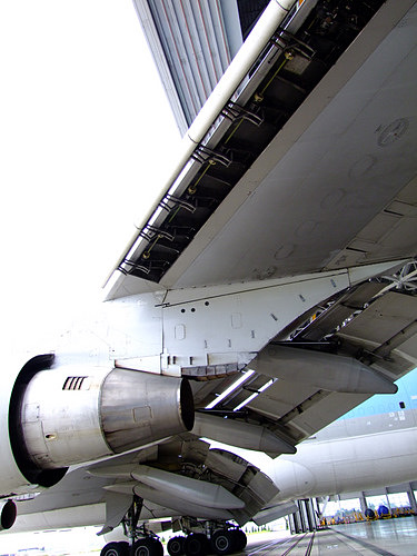 「韓国ブロガーツアー インチョン大韓航空飛行機格納庫」_a0000029_1992382.jpg