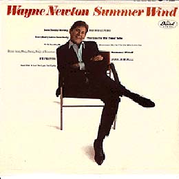 夏の日々はカラフルな凧とともに飛び去り フランク・シナトラのSummer Wind_f0147840_2340885.jpg
