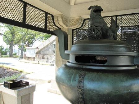 名古山霊園 仏舎利塔 カフェ ロッジ パルチザン 名古山霊園 仏舎利塔 カフェ ロッジ パルチザン