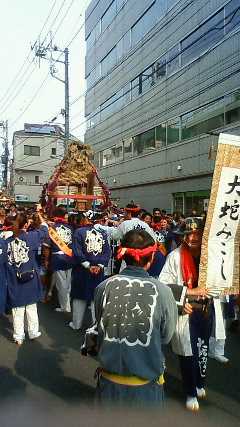 9月12日　奥沢神社・大蛇みこし_b0037160_17435749.jpg