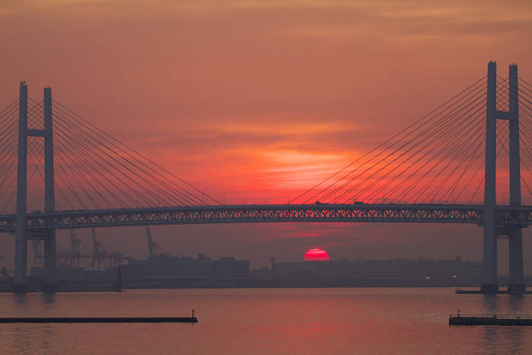 大桟橋　日の出（９月１２日）_c0057265_18281191.jpg