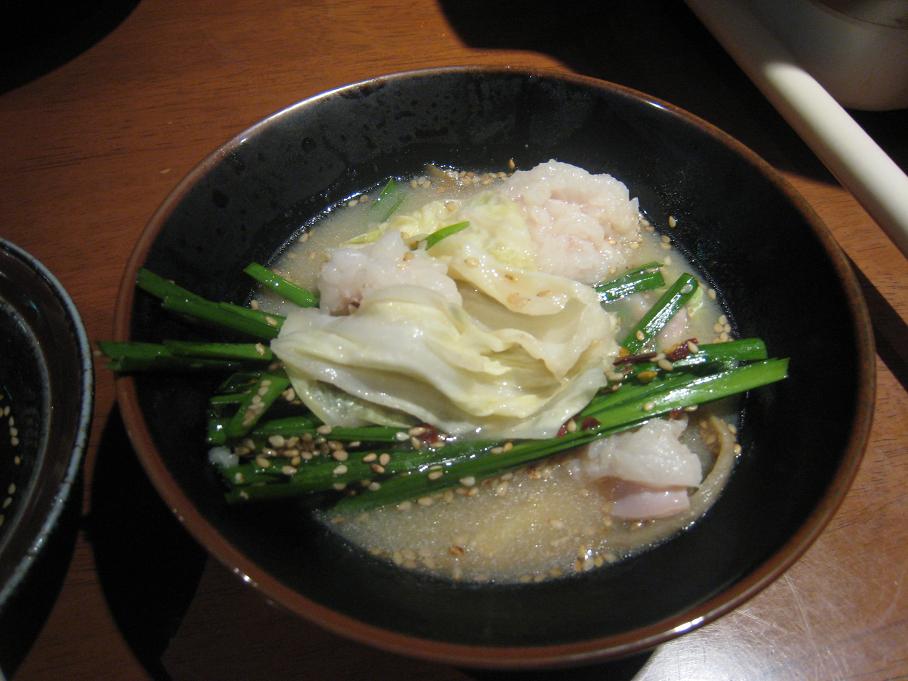 もつ鍋食べて、パワーアップ_f0205367_2324538.jpg