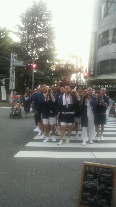 お祭り_a0075684_23203086.jpg