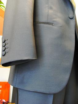 “Made in japan” ~ ウェディングも ~ 舞台は世界へ ~ “タキシード” 編_c0177259_044531.jpg
