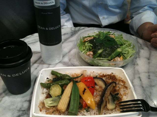 DEAN&DELUCAでpower lunch風（品川）_a0125694_2302432.jpg