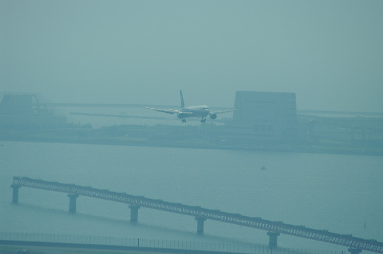管制塔から..._f0152550_22263098.jpg
