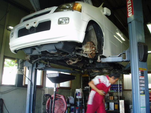 新在!MPV・セレナ・ステップW・仕入れております!!(伏古店)_c0161601_23125661.jpg