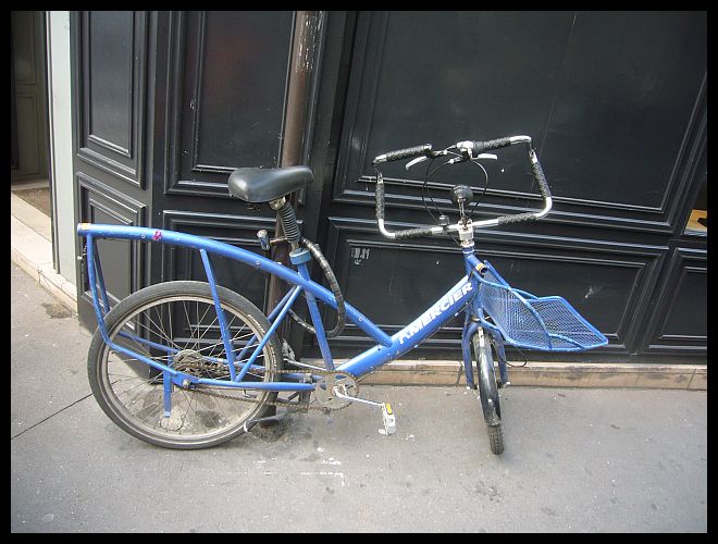【自転車VELO】街角の自転車9月14日（PARIS）_a0008105_1612585.jpg