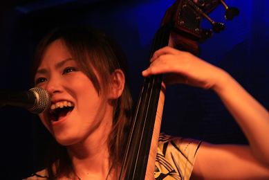 mixiのプロフィール写真_f0042307_4333288.jpg