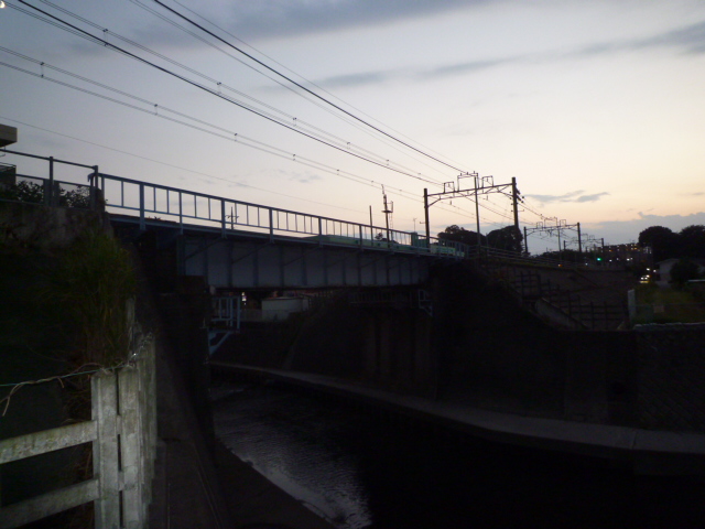 f0070542_8105363.jpg