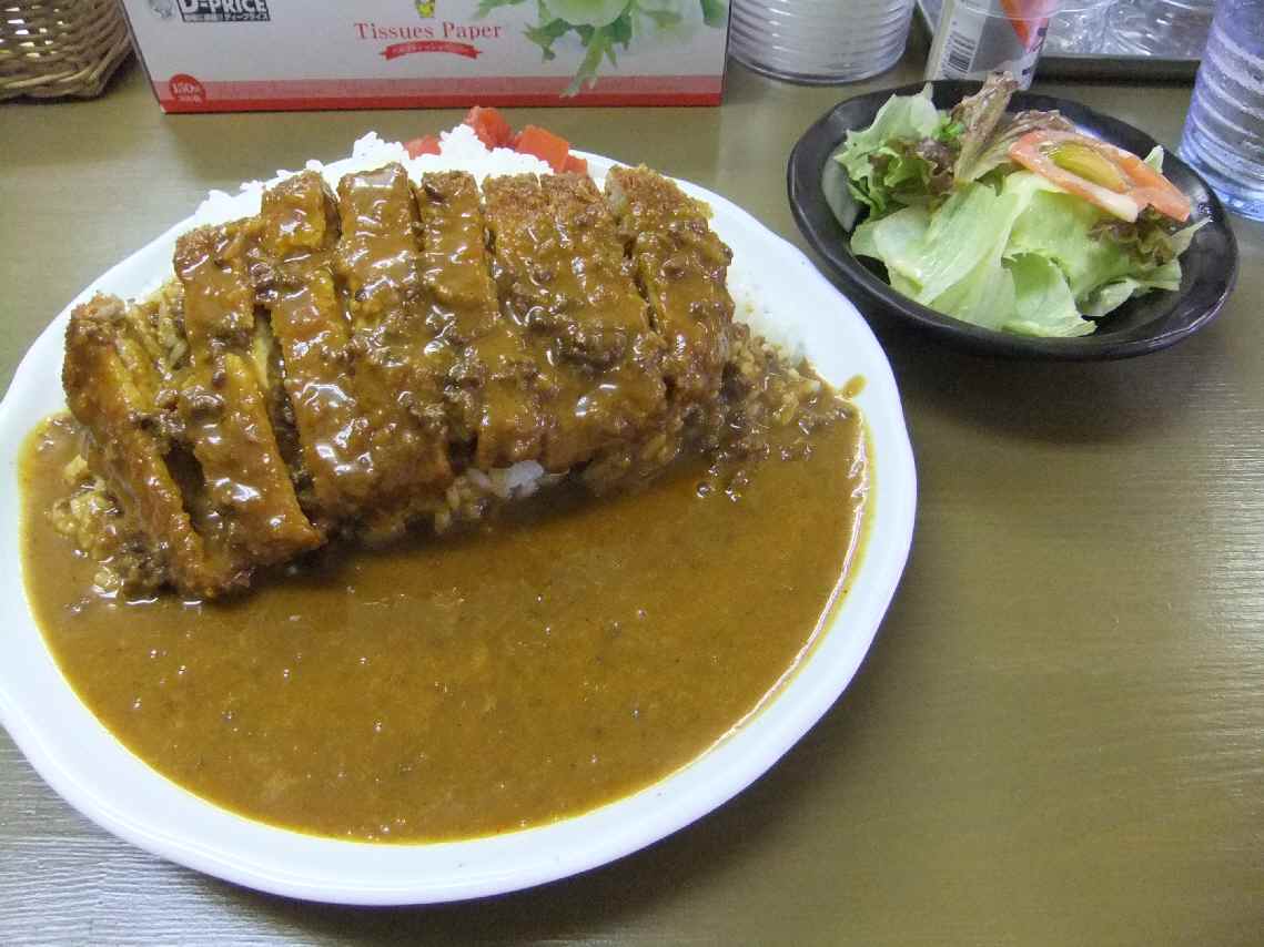 甘辛カレー　～神戸市中央区三宮町～ _c0184006_0595324.jpg