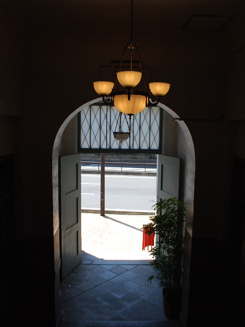 神戸海岸ビルジング、旧日濠会館_a0110756_18371865.jpg