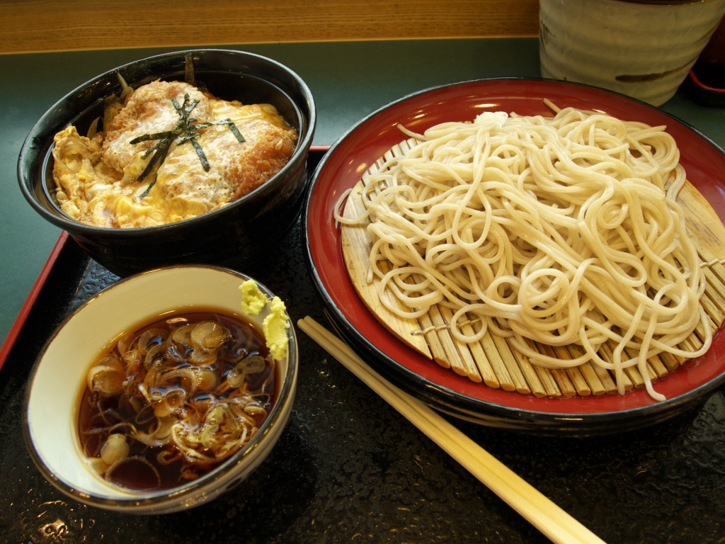 昼飯の問題　9月前半_f0224100_031568.jpg