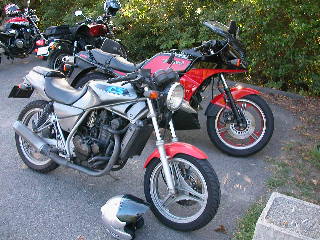 Ｚ750turbo ＶＳ ＣＳ２５０_a0064474_1723234.jpg