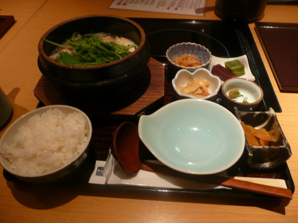 水炊き料亭 博多 華味鳥 大阪梅田店でのランチ on 2010-9-15_b0118987_16432327.jpg