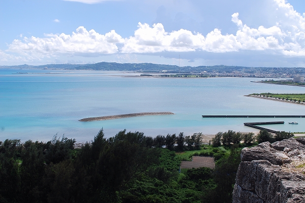 世界遺産 勝連城跡 (沖縄本島 中部・うるま市)*_d0089706_014848.jpg