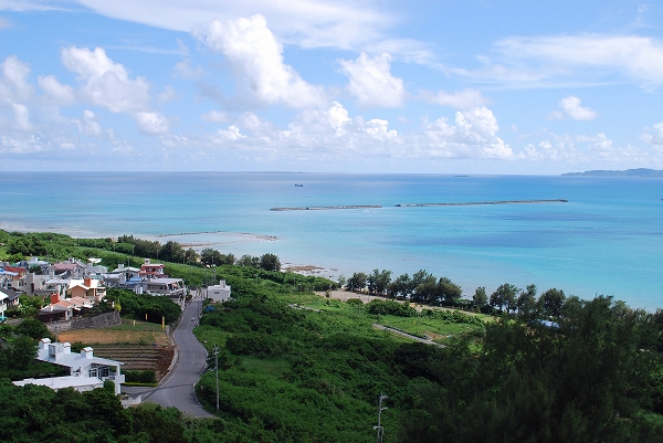 世界遺産 勝連城跡 (沖縄本島 中部・うるま市)*_d0089706_0195183.jpg