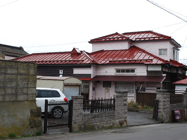 函館青柳町の蔵と洋館(函館坂のある町の風景)_f0142606_18135492.jpg