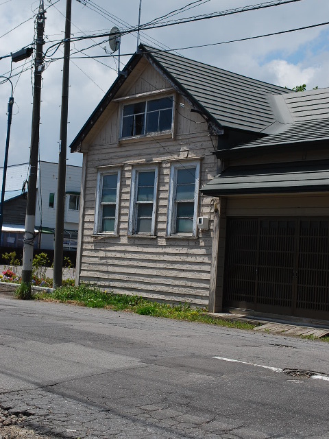 函館宮前町・万代町の古民家群(函館の建築紹介)_f0142606_8244398.jpg
