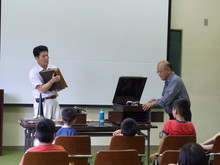 子供映画会(今立図書館の定例会)に行ってみました_e0061225_1559273.jpg