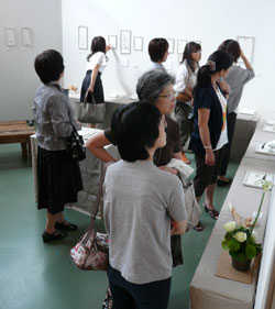 矢吹公乃作品展〜こずえを揺らす銀の風にのって~週末まで!_a0017350_9421543.jpg