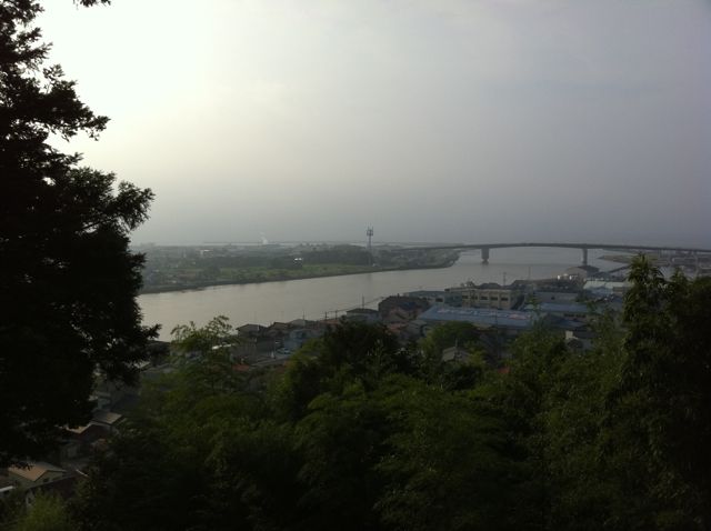 朝、日和山にて_b0082977_10232331.jpg