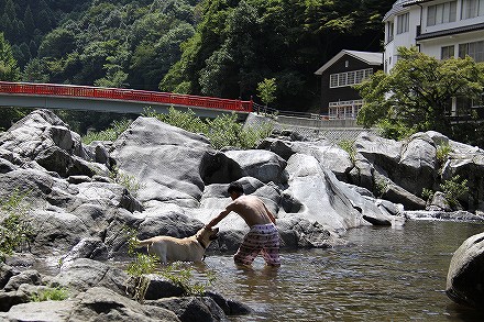 香嵐渓で川遊び_f0191413_10303539.jpg