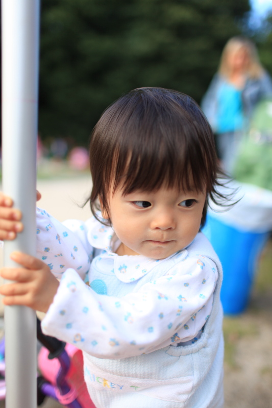 またまた公園で遊ぶぼうや_c0187779_7105263.jpg