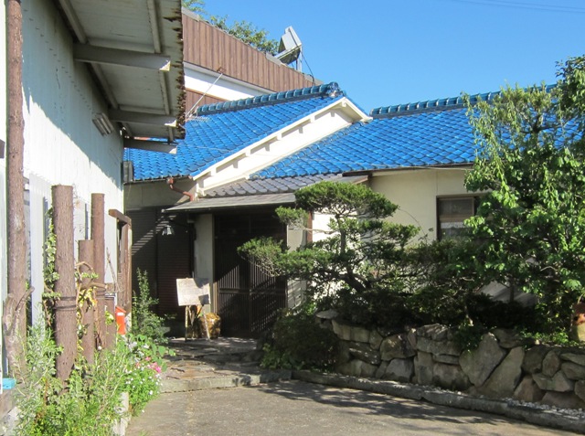 「花鳥風月倶楽部　柿屋」　　加古川市八幡町上西条交差点近く_f0106190_1832993.jpg