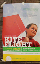 NYミッドタウンのビル屋上で、大盛況の凧揚げ大会 Kite Flight_b0007805_20552824.jpg