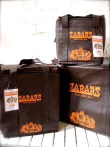 Zabar\'s(ゼイバーズ)のクーラーバッグにつめて。。。＊_a0110515_15852100.jpg