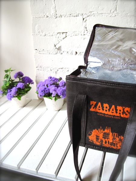 Zabar\'s(ゼイバーズ)のクーラーバッグにつめて。。。＊_a0110515_159441.jpg