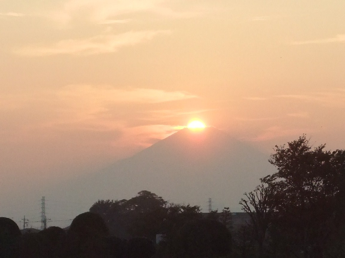ダイヤモンド富士.....今日は何とか!_b0137932_22201688.jpg