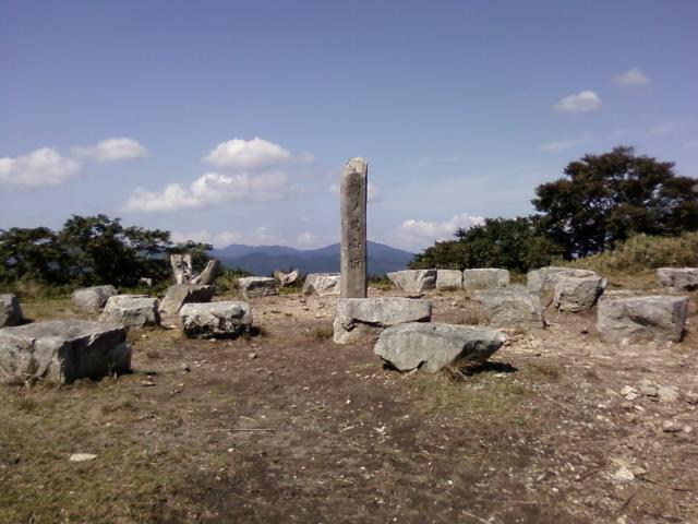 松ノ木橋バス停～後山～船木山～鍋ガ谷山～駒ノ尾山～タルガ峰～千種高原_c0029332_21344252.jpg