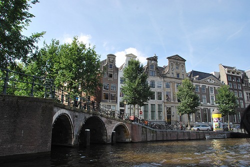 e0145753_0125265.jpg