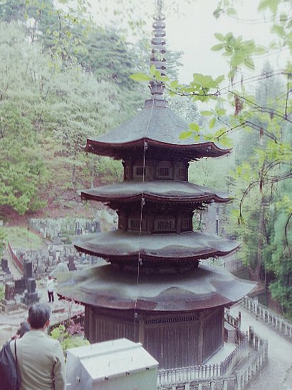 雨中信濃神秘紀行＜１＞別所・上田のまき_b0116271_1721890.jpg