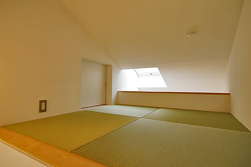 小さな森の家(i-works 15坪の家)_b0014003_158815.jpg