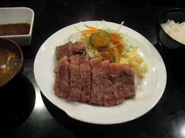 和風ベースの肉料理　けやき嵐山店（旧ゼルコバ）16_a0117599_0355487.jpg