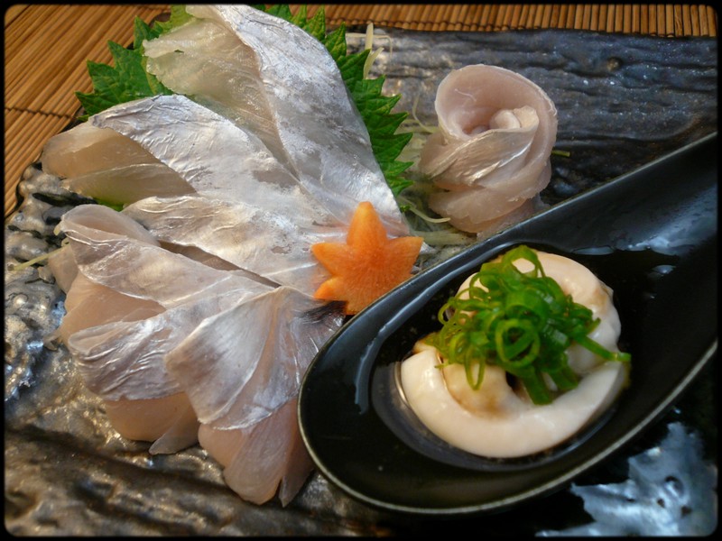 タチウオの銀皮造り と 白子ポン酢 魚と野菜と私と和ノ香 タチウオの銀皮造り と 白子ポン酢 魚と野菜と私と和ノ香