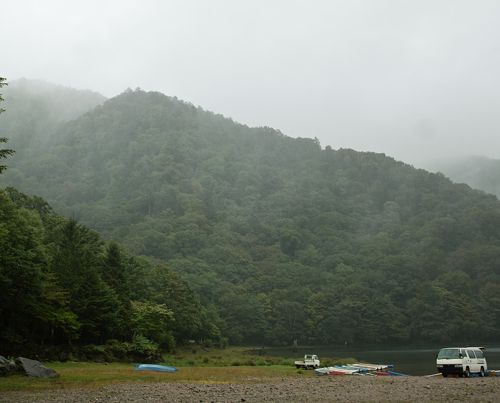 大荒れの丸沼_c0095801_1982119.jpg