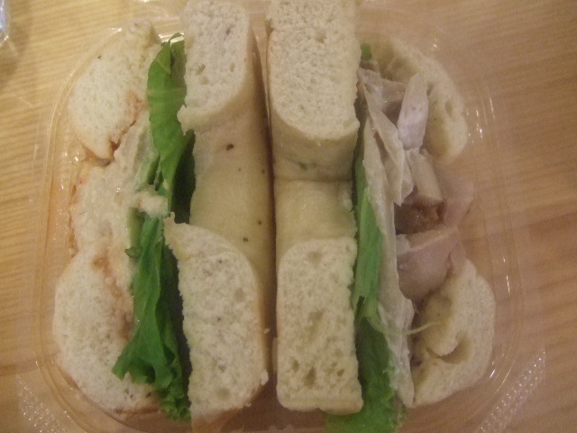 B&B エスニック風ツナ&ごぼうとチキンの焙煎胡麻サラダ_f0076001_23542429.jpg