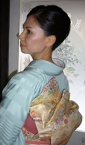 結婚式に着物で!_a0123703_12451938.jpg