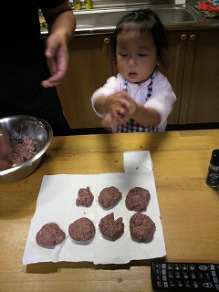 おしゃべりクッキング!?(お手伝い!)_b0206037_15254938.jpg