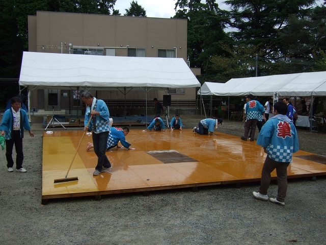 第76回　くまの筆まつり　その1　今年は雨の影響／筆供養_b0095061_21401978.jpg