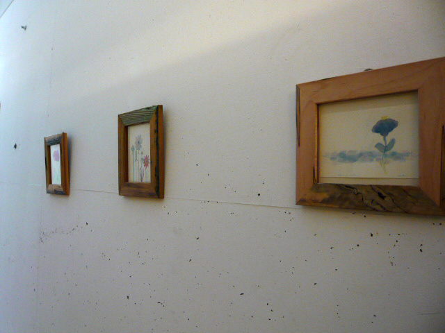 はじまりました 秋の4人展 明日はライブです_b0151262_084898.jpg