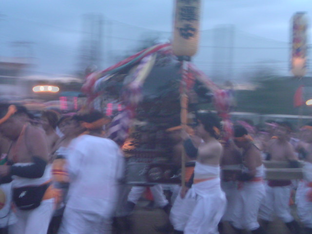 大原はだか祭りに雷が落ちた 茂原の竜巻のことも 梟通信 ホンの戯言 大原はだか祭りに雷が落ちた 茂原の竜巻のことも 梟通信 ホンの戯言