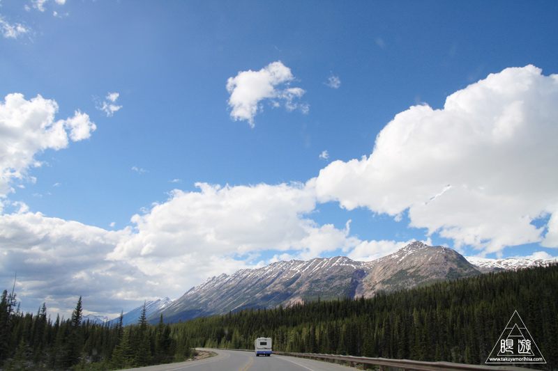 065 Columbia Icefield ~氷河の上を歩く~_c0211532_12584149.jpg